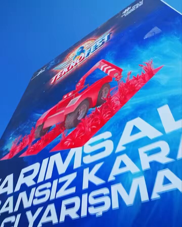 TEKNOFEST Tarımsal İnsansız Kara Aracı Yarışmasının Finaline İzmir'de Yoğun İlgi